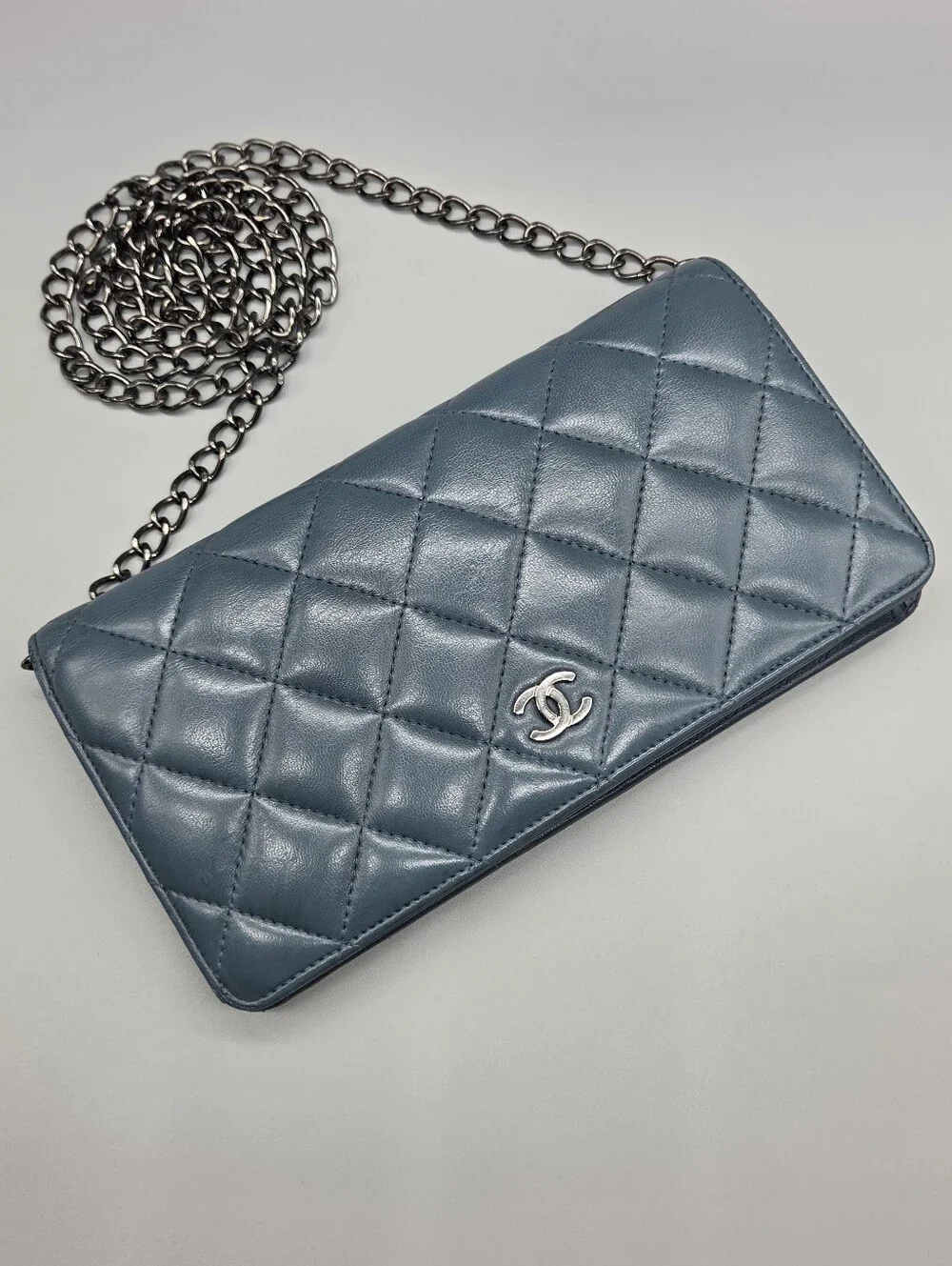 💙CHANEL Authentic Blue Dusk Leather Clutch/Wallet💙